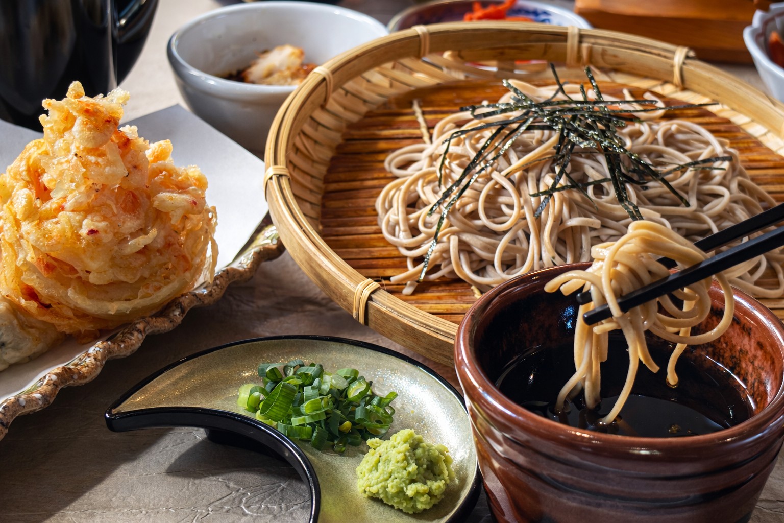 十割そば悠楽ページ背景画像